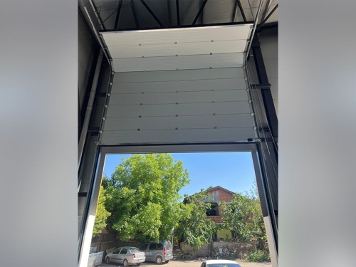 >Seksiyonel Kapılar